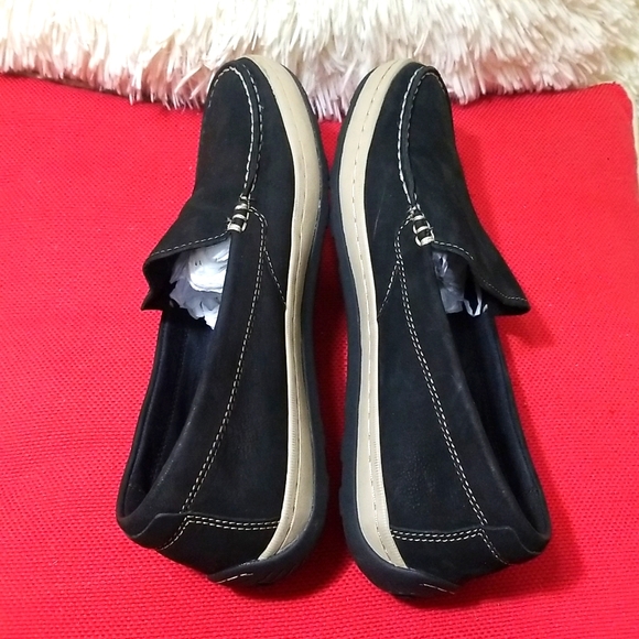COLE HAAN SHOES - Picture 6 of 11